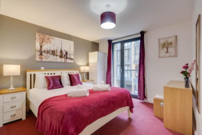 Arcadian City Centre Apartments with Balcony